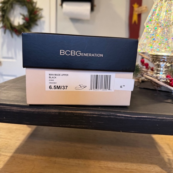 BCBGENERATION Zorie Loafer Mule Size 6.5 NIB - Picture 8 of 8